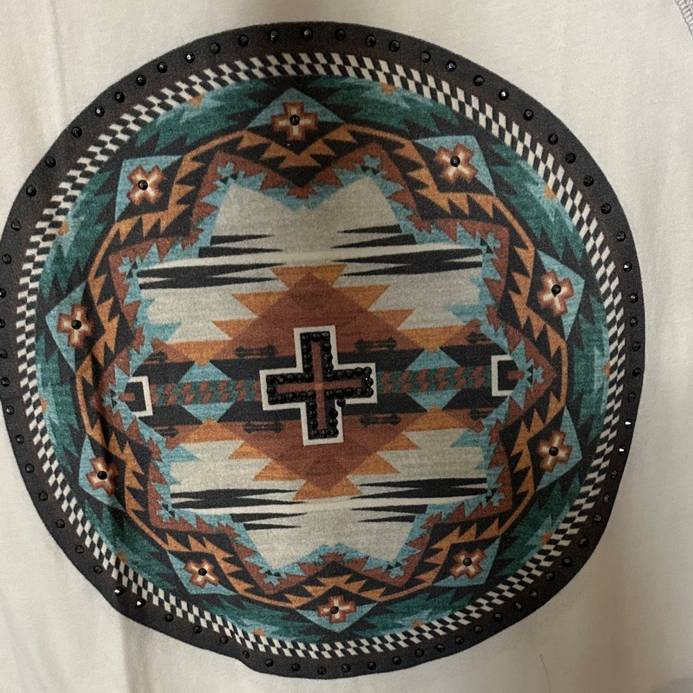 Delila Texas Multicolor Geometric Western Short Sleeve Tee - Picture 4 of 6